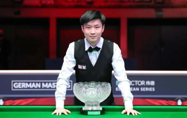 他不仅在得 他不仅在得