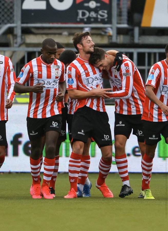 百万签字费 百万签字费