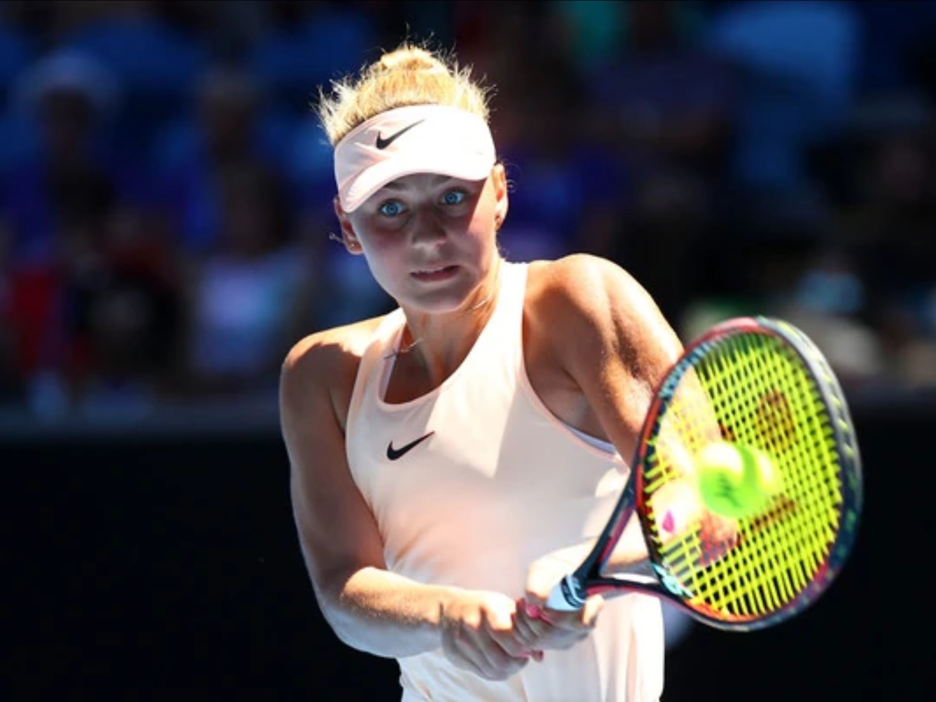 守球员进行 守球员进行