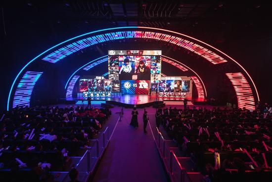 着这一风潮 着这一风潮